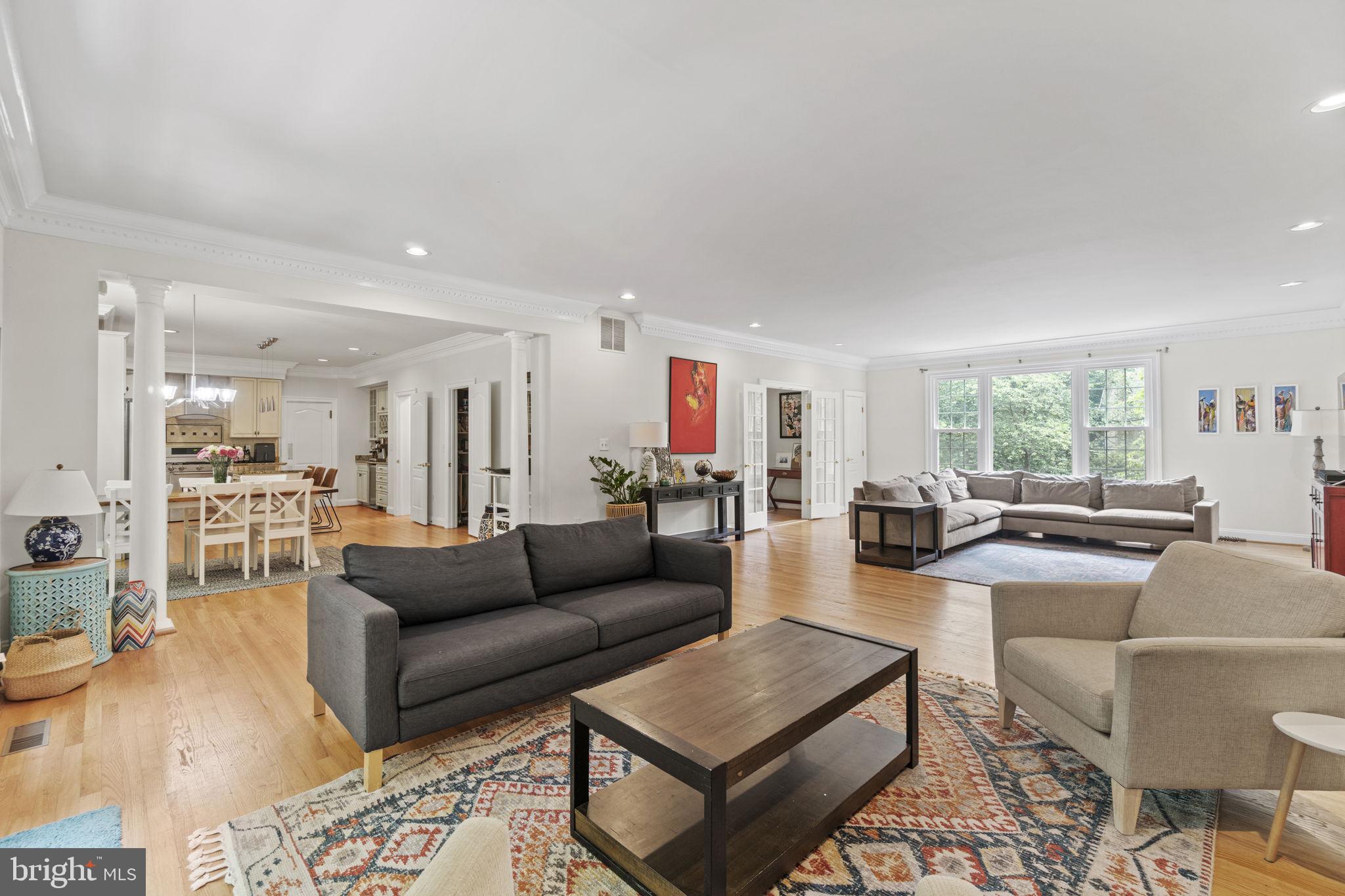 FAIRWAY HILLS - Residential Lease