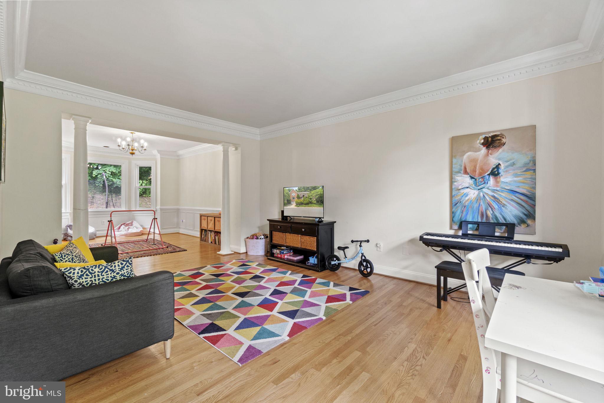 FAIRWAY HILLS - Residential Lease