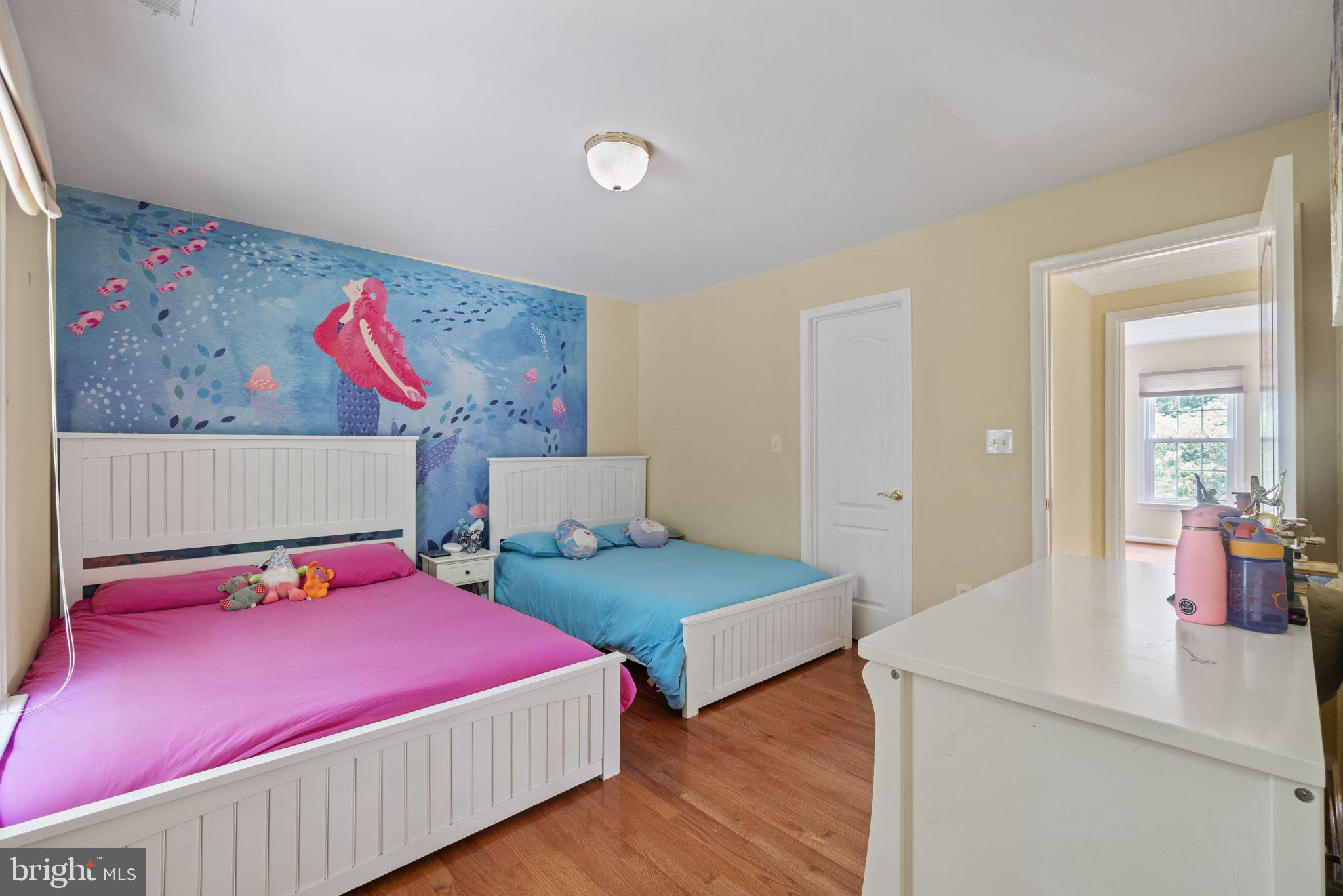 FAIRWAY HILLS - Residential Lease