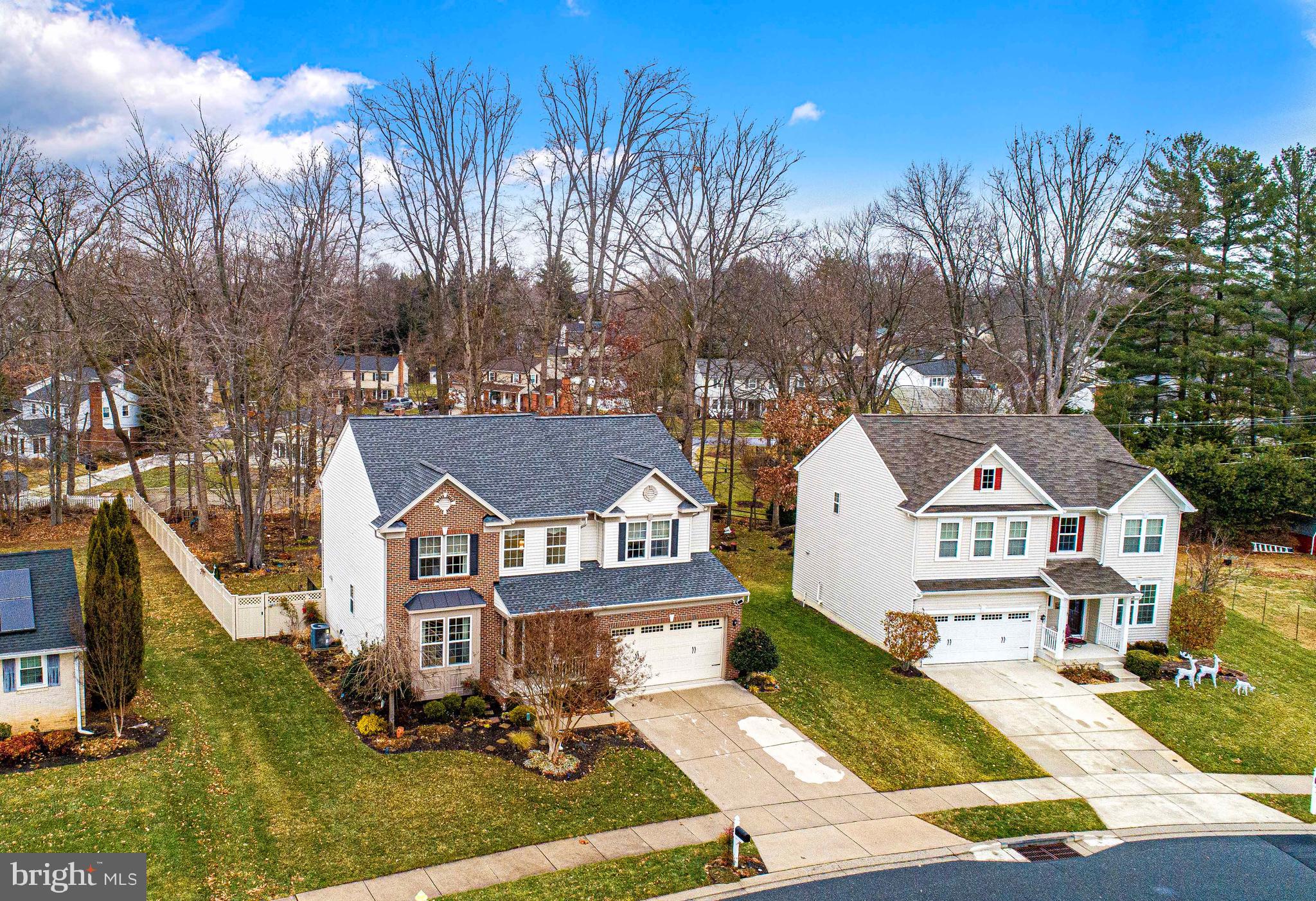 TUCKER WOODS - Residential