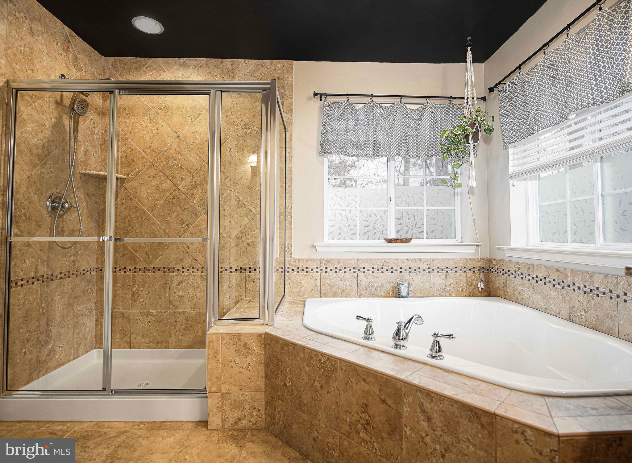 TUCKER WOODS - Residential