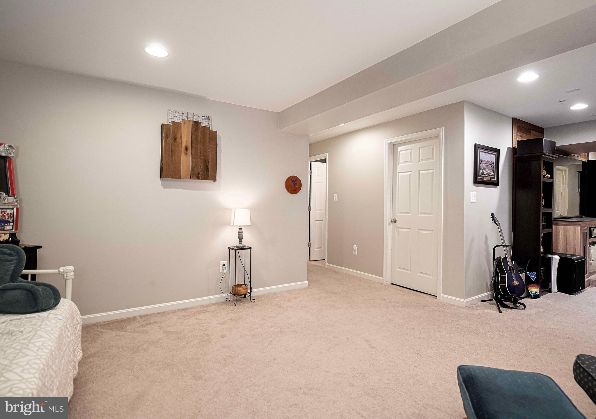 TUCKER WOODS - Residential