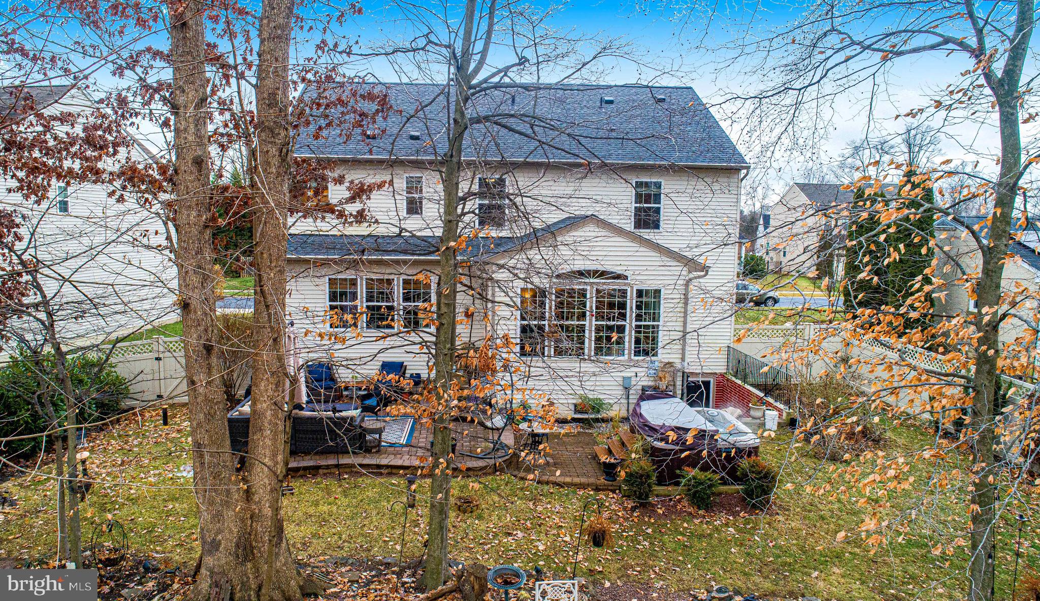 TUCKER WOODS - Residential