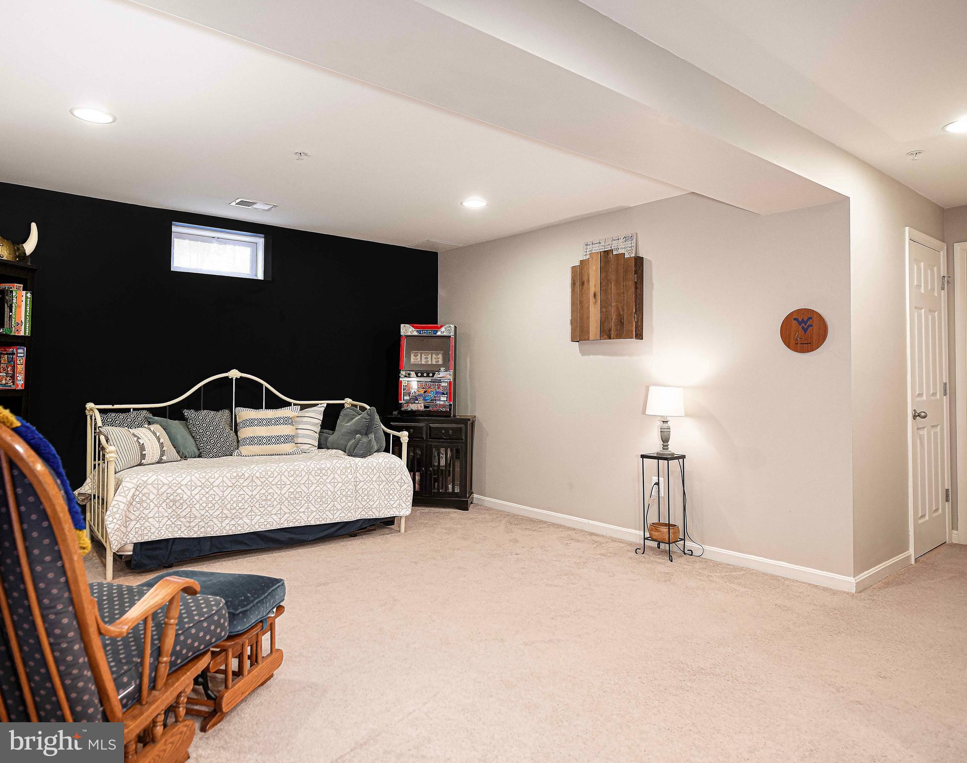 TUCKER WOODS - Residential