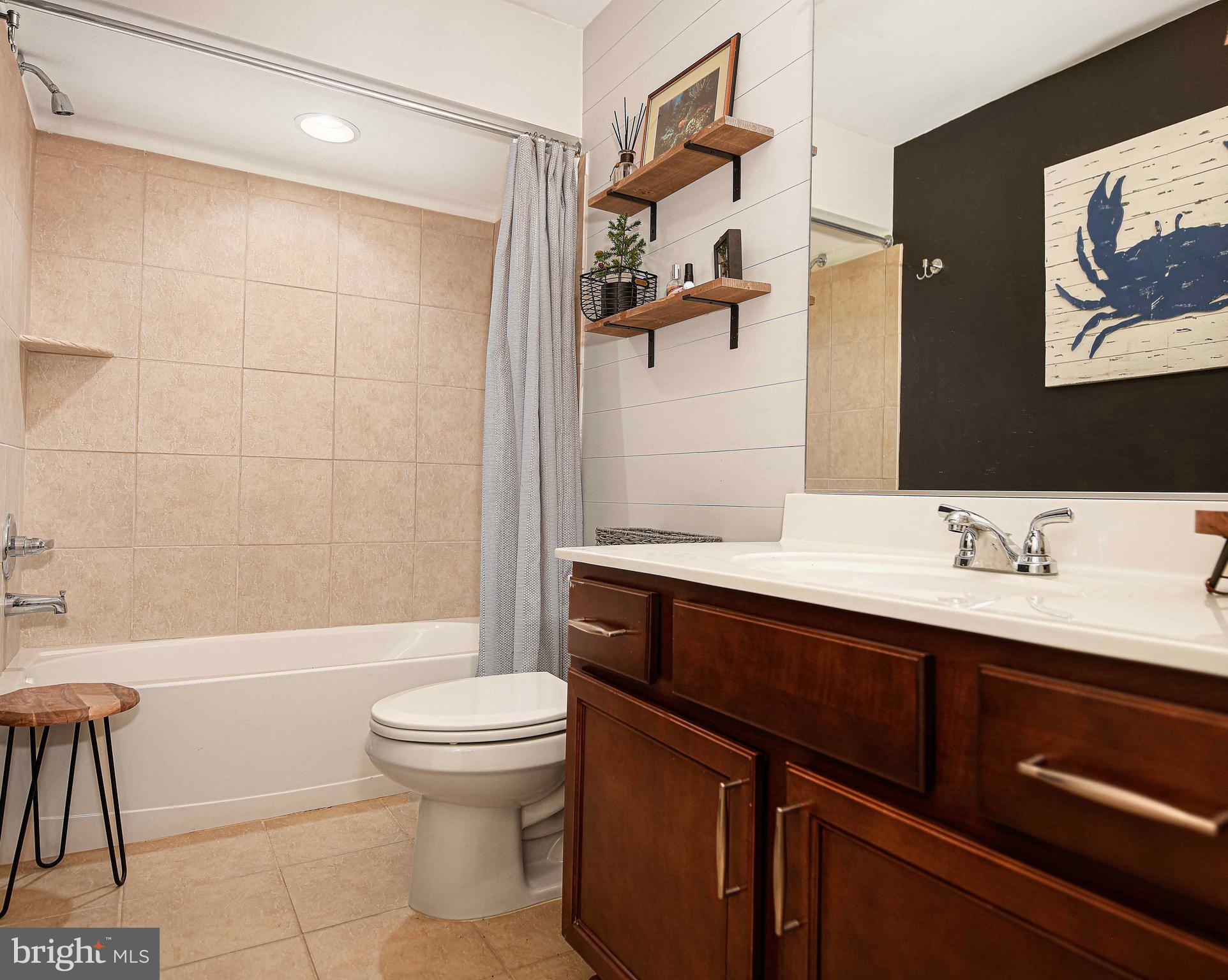 TUCKER WOODS - Residential