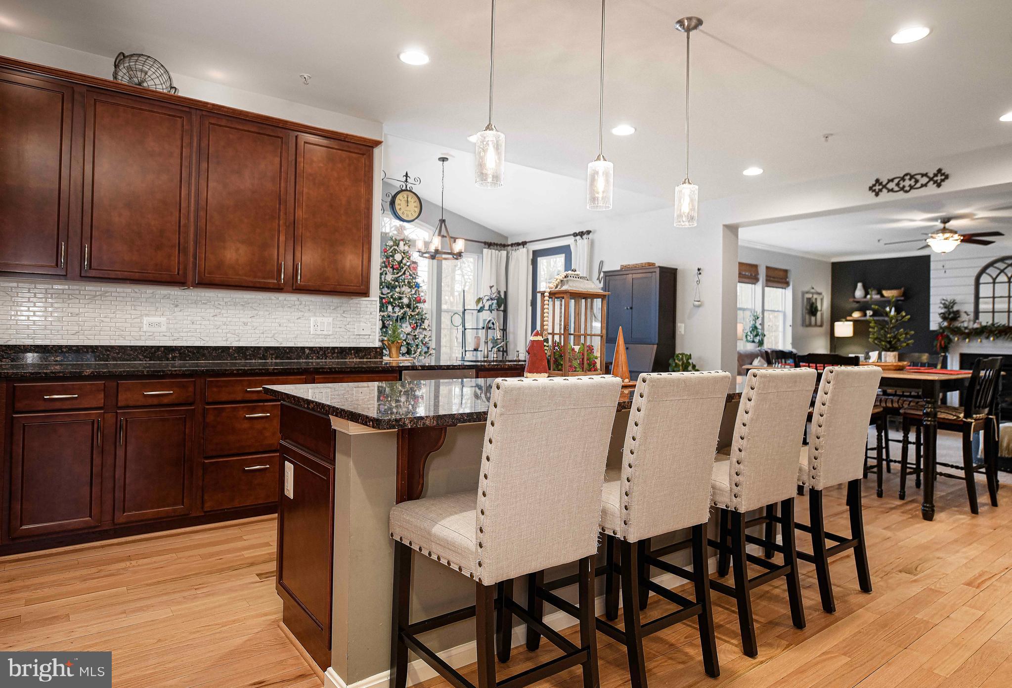 TUCKER WOODS - Residential