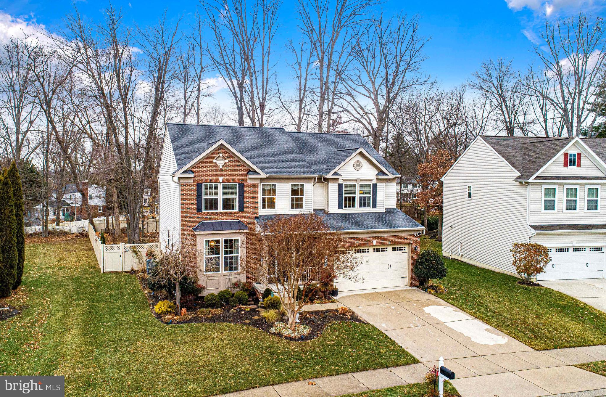 TUCKER WOODS - Residential