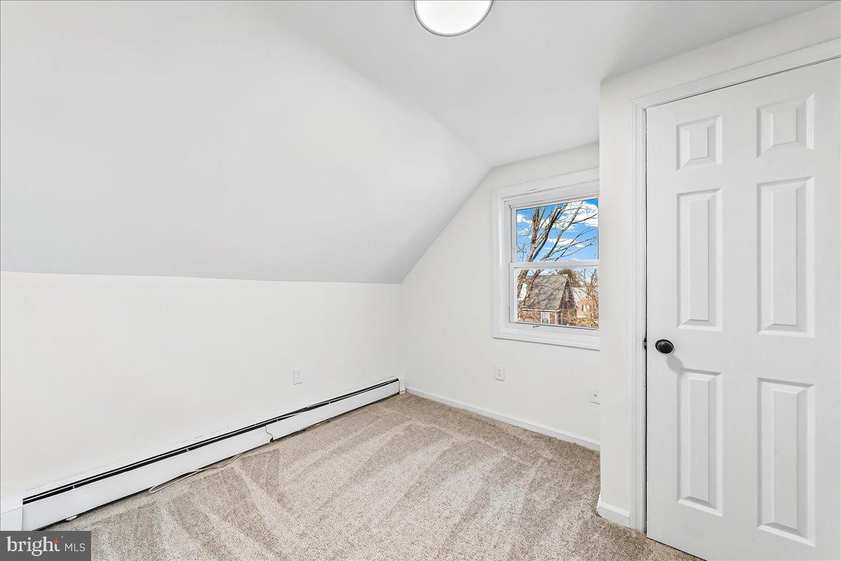 WESTINGHOUSE VLG - Residential