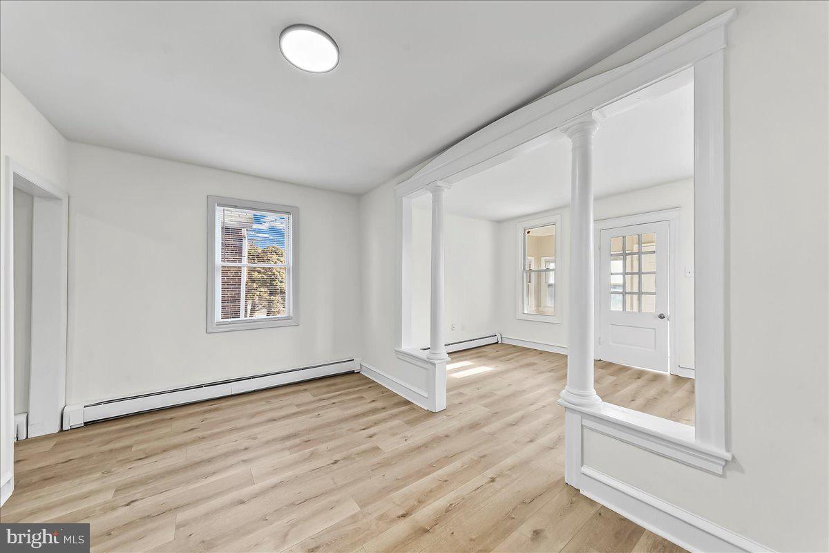 WESTINGHOUSE VLG - Residential