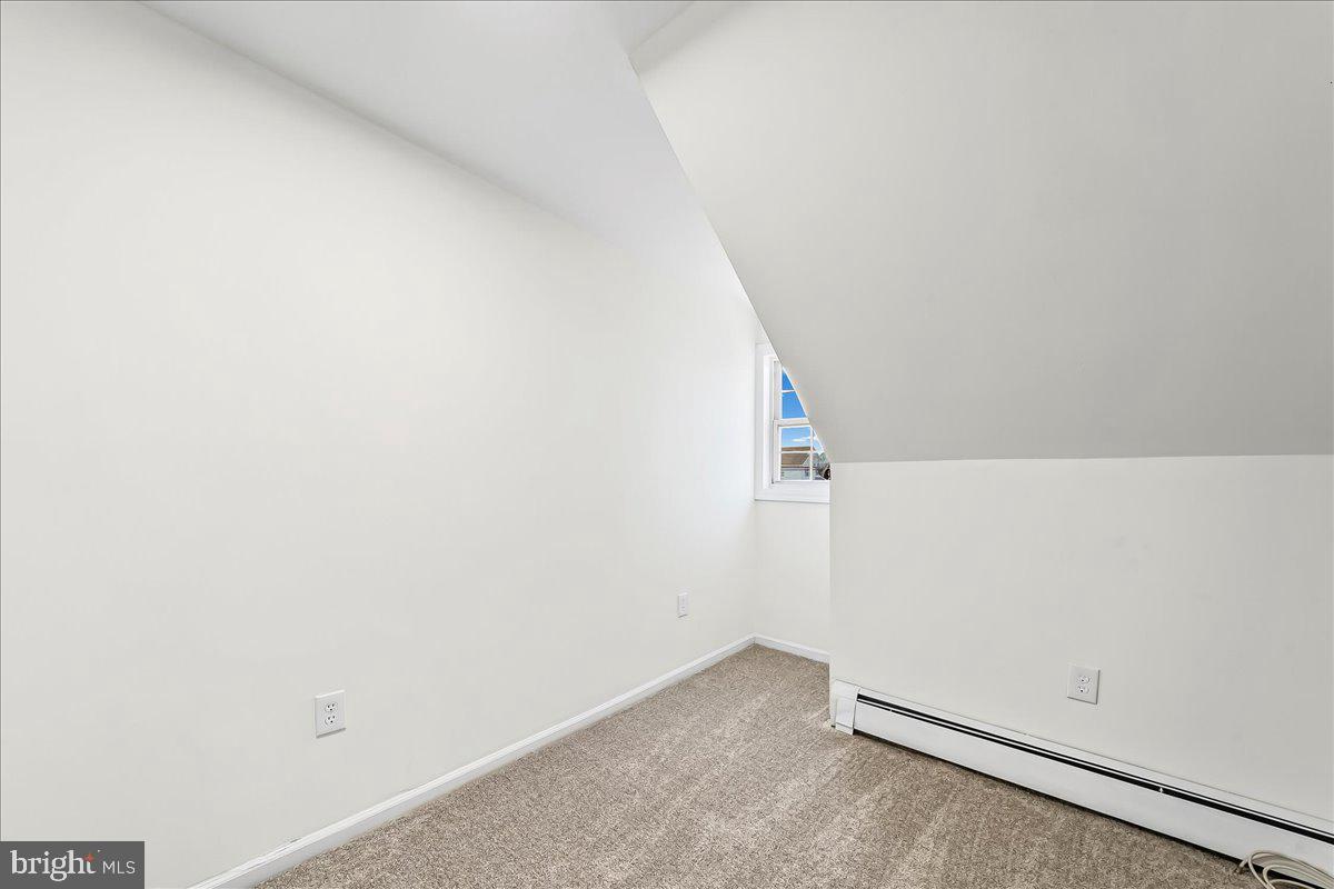 WESTINGHOUSE VLG - Residential