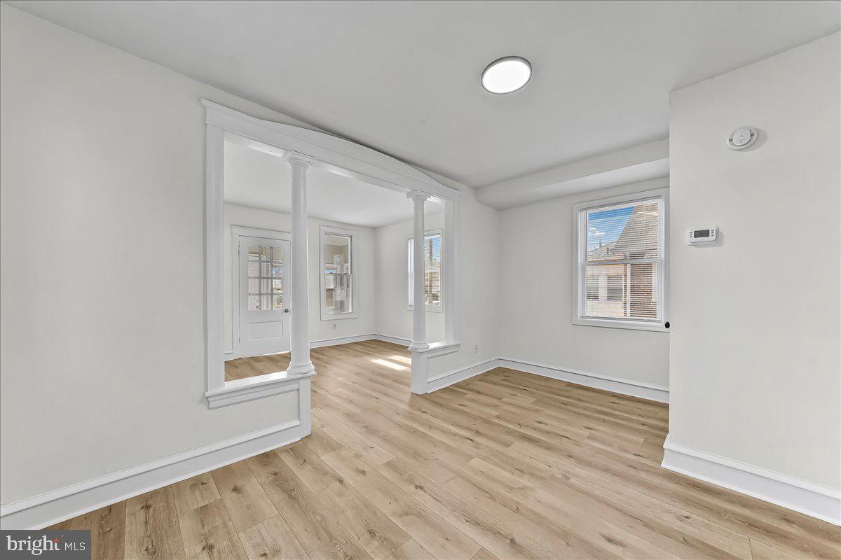 WESTINGHOUSE VLG - Residential