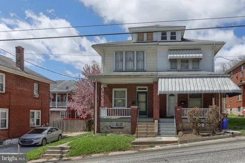 MLS: PADA2044702
