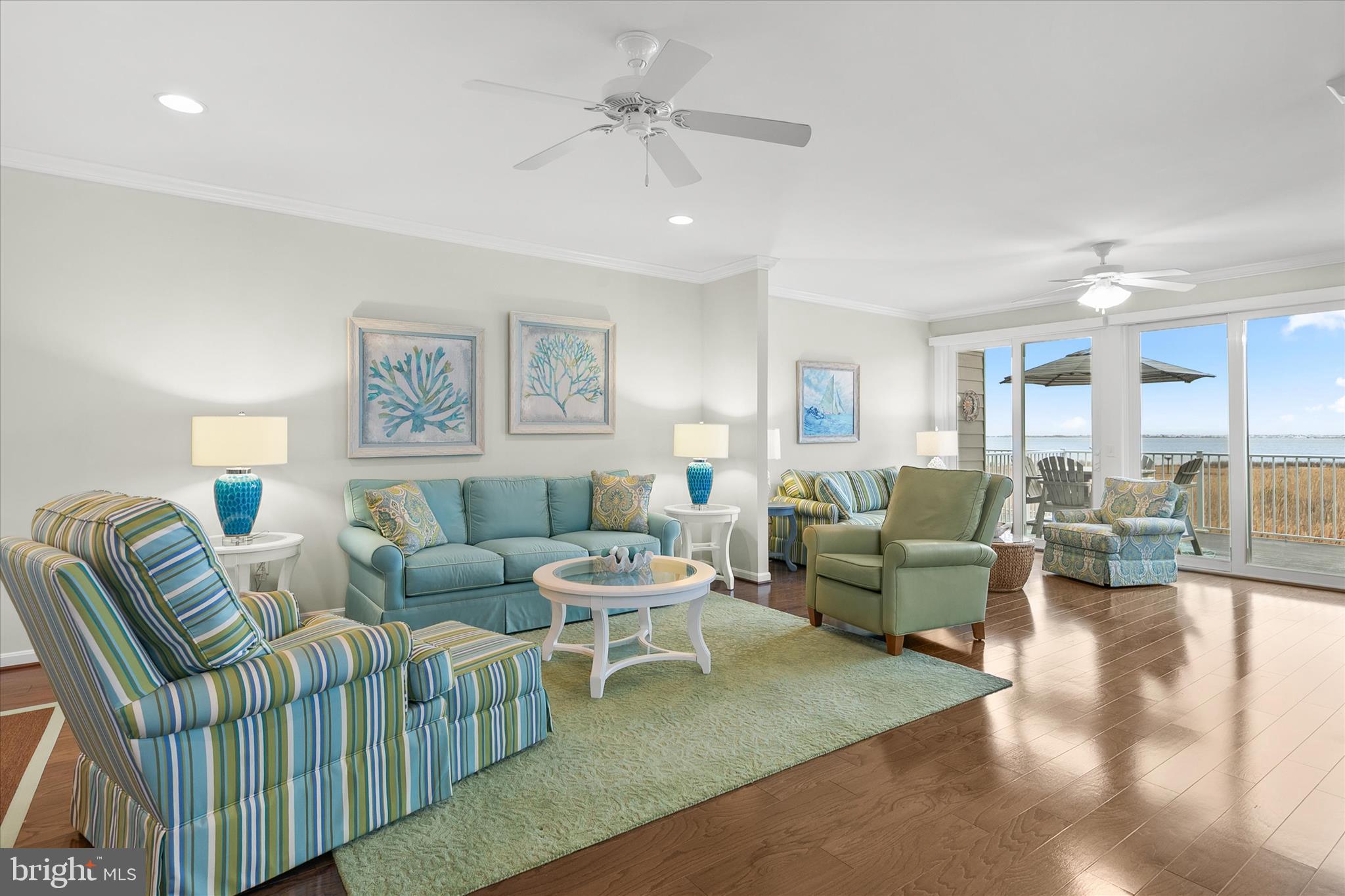 BAYVILLE SHORES - Residential