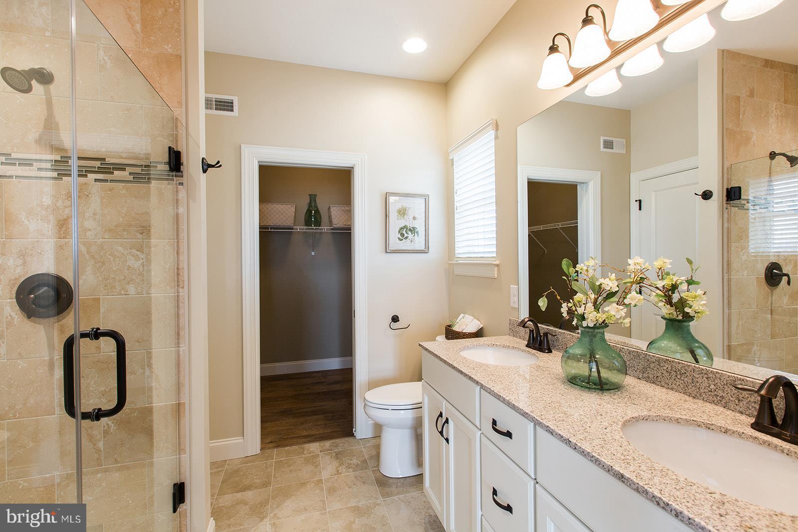 CENTURY OAK - Residential