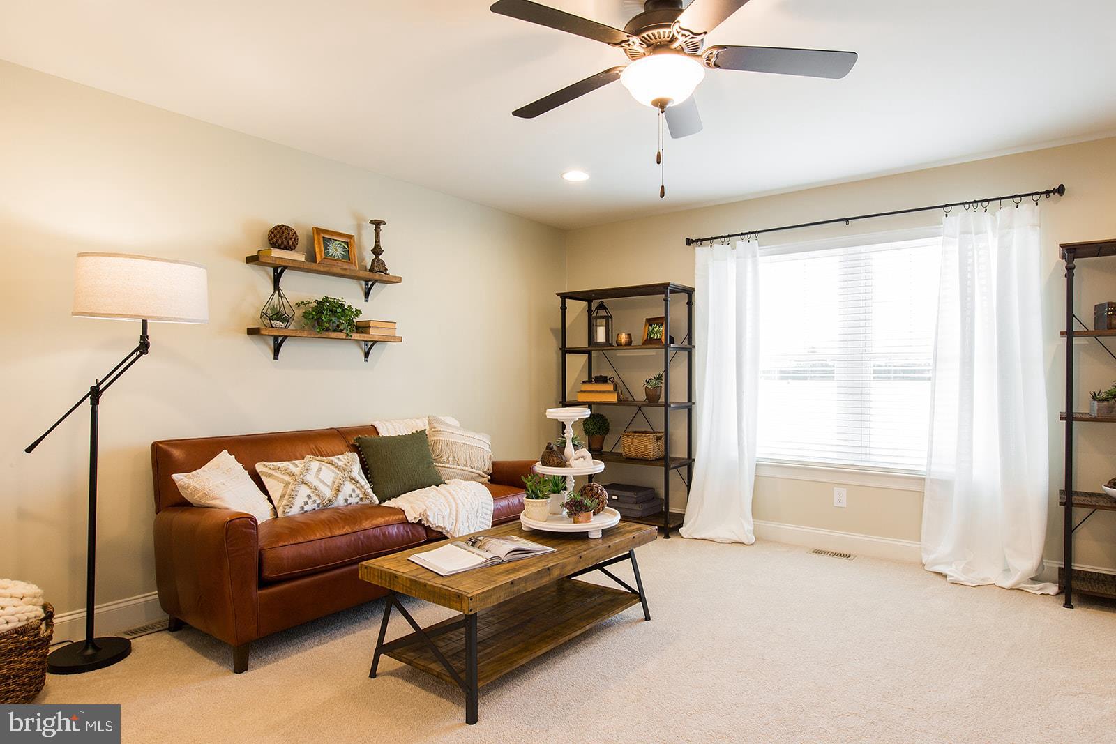 CENTURY OAK - Residential