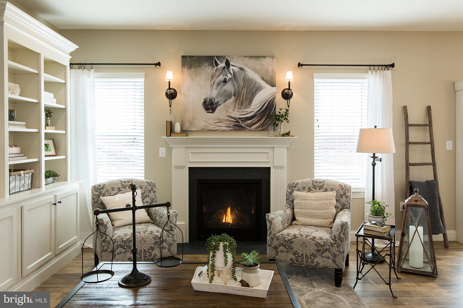 CENTURY OAK - Residential