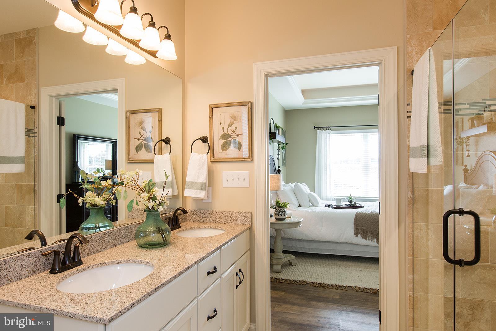 CENTURY OAK - Residential