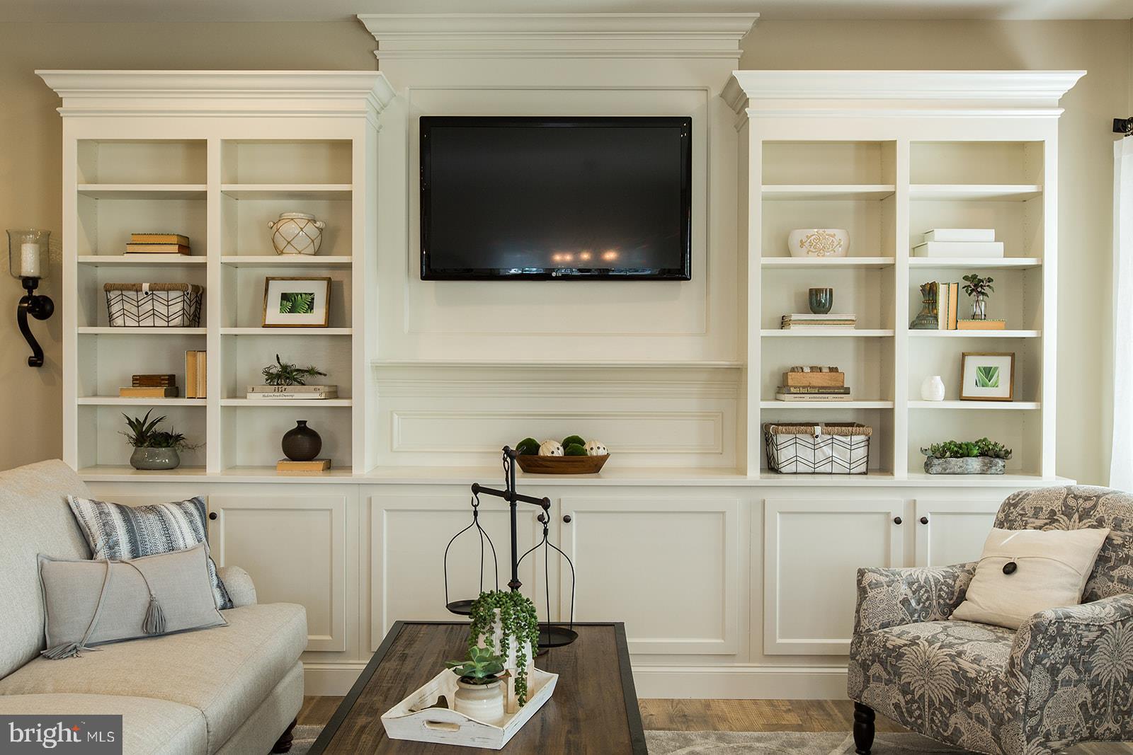 CENTURY OAK - Residential
