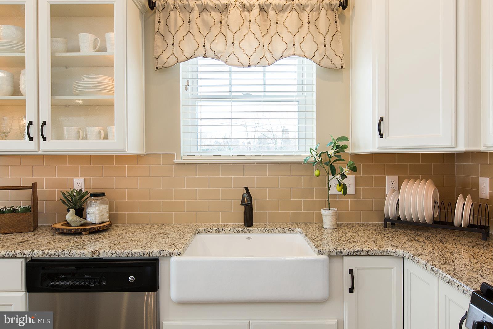 CENTURY OAK - Residential