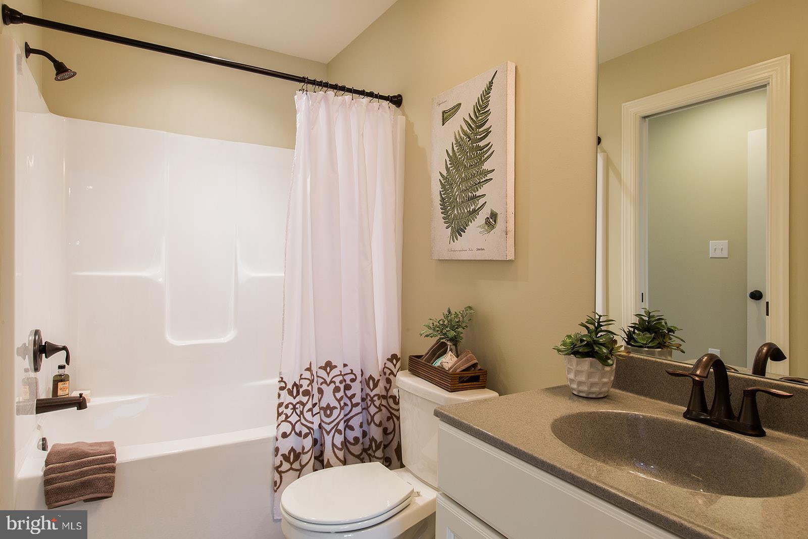 CENTURY OAK - Residential
