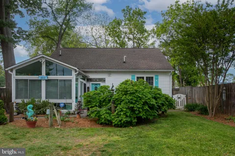 111 A Second Street, Colonial Beach, VA MLS: VAWE2008834