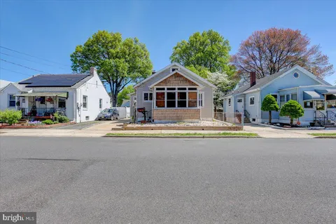 58 Arbor Avenue, Hamilton, NJ MLS: NJME2058944
