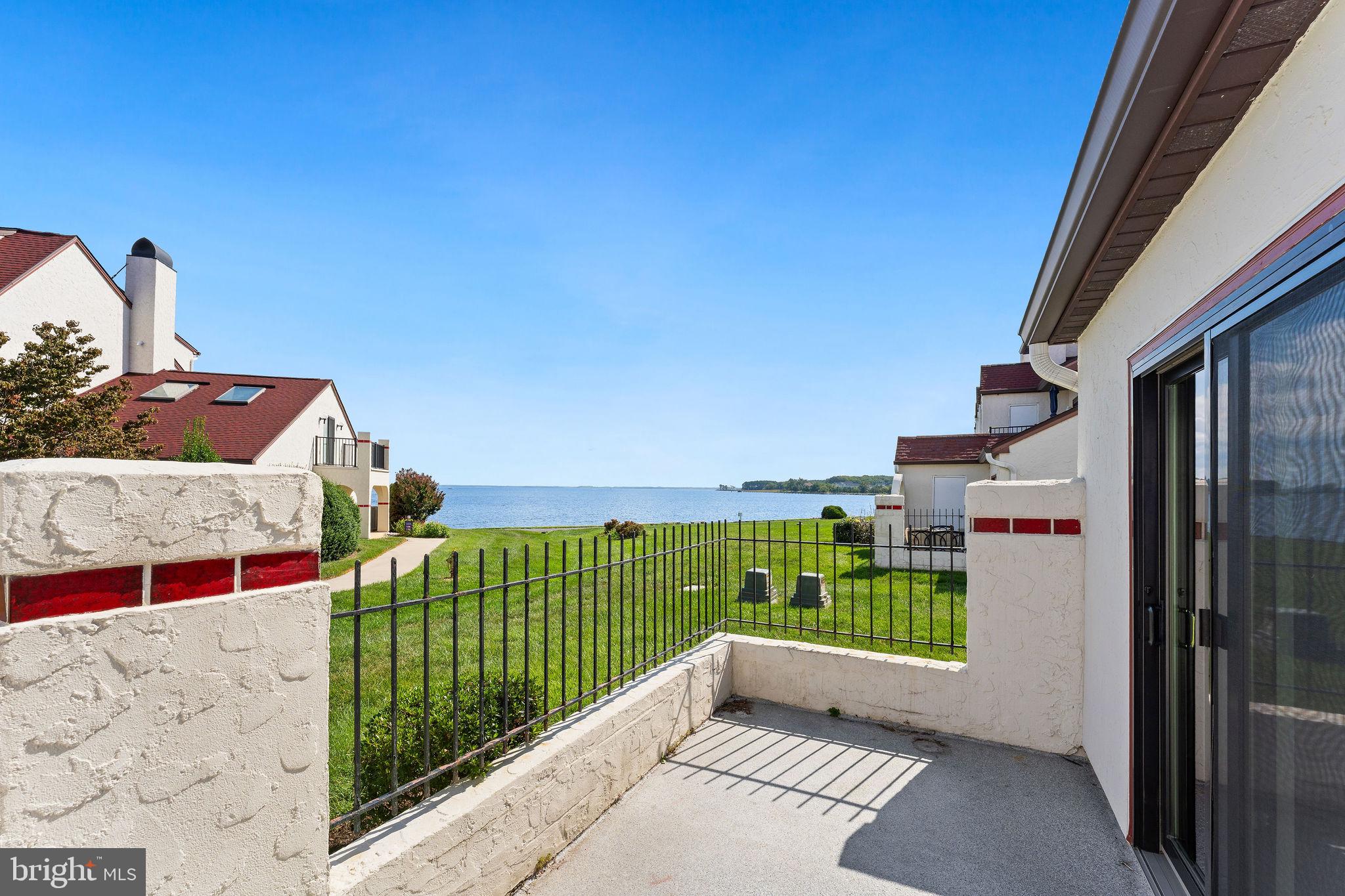12 QUEEN ANNE WAY J