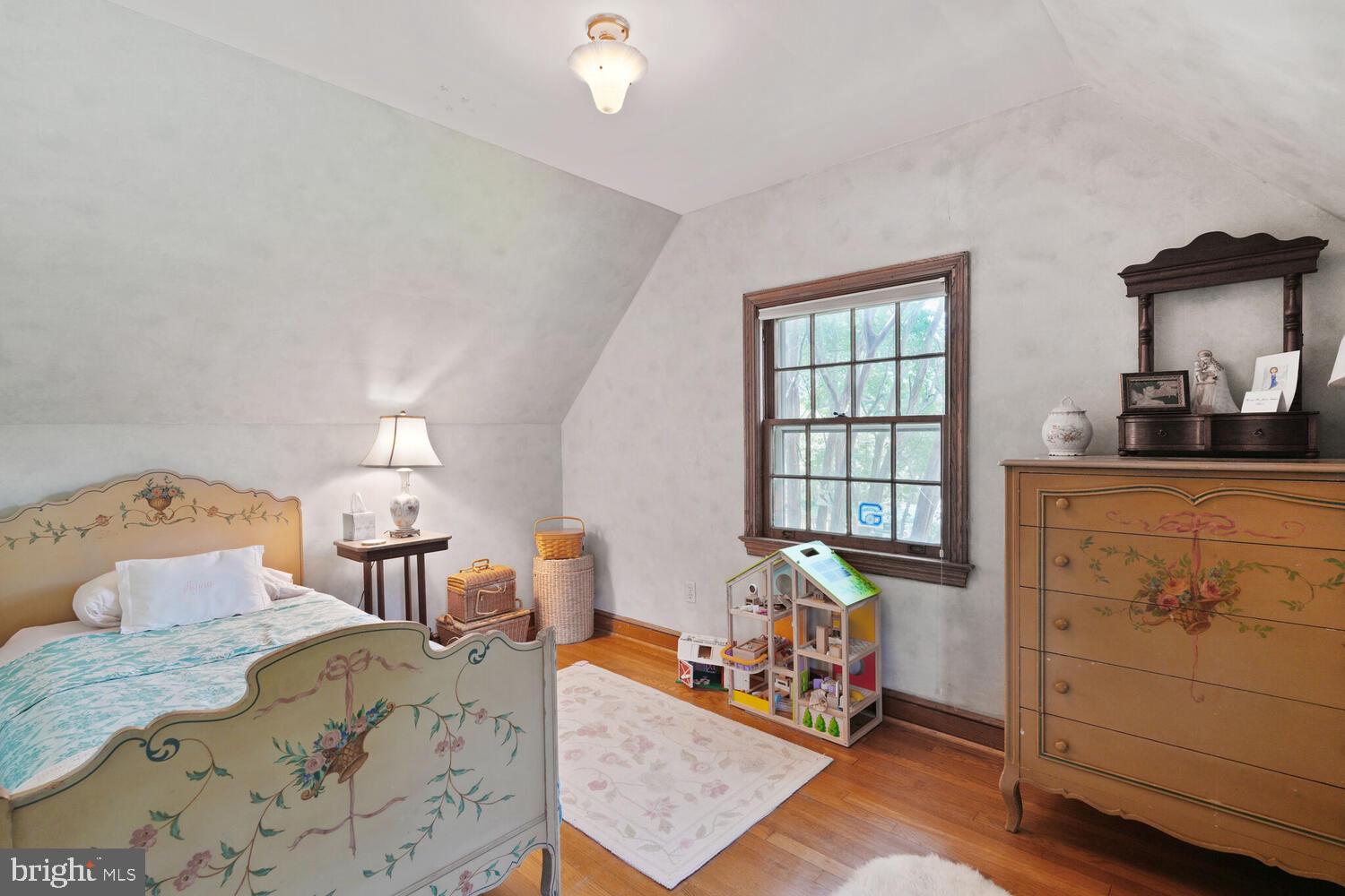 LEE BOULEVARD HEIGHTS - Residential Lease