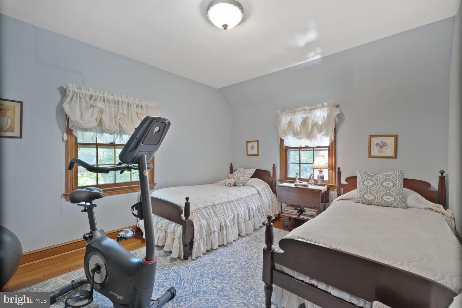 LEE BOULEVARD HEIGHTS - Residential Lease