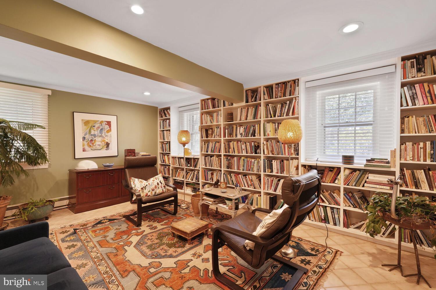 LEE BOULEVARD HEIGHTS - Residential Lease