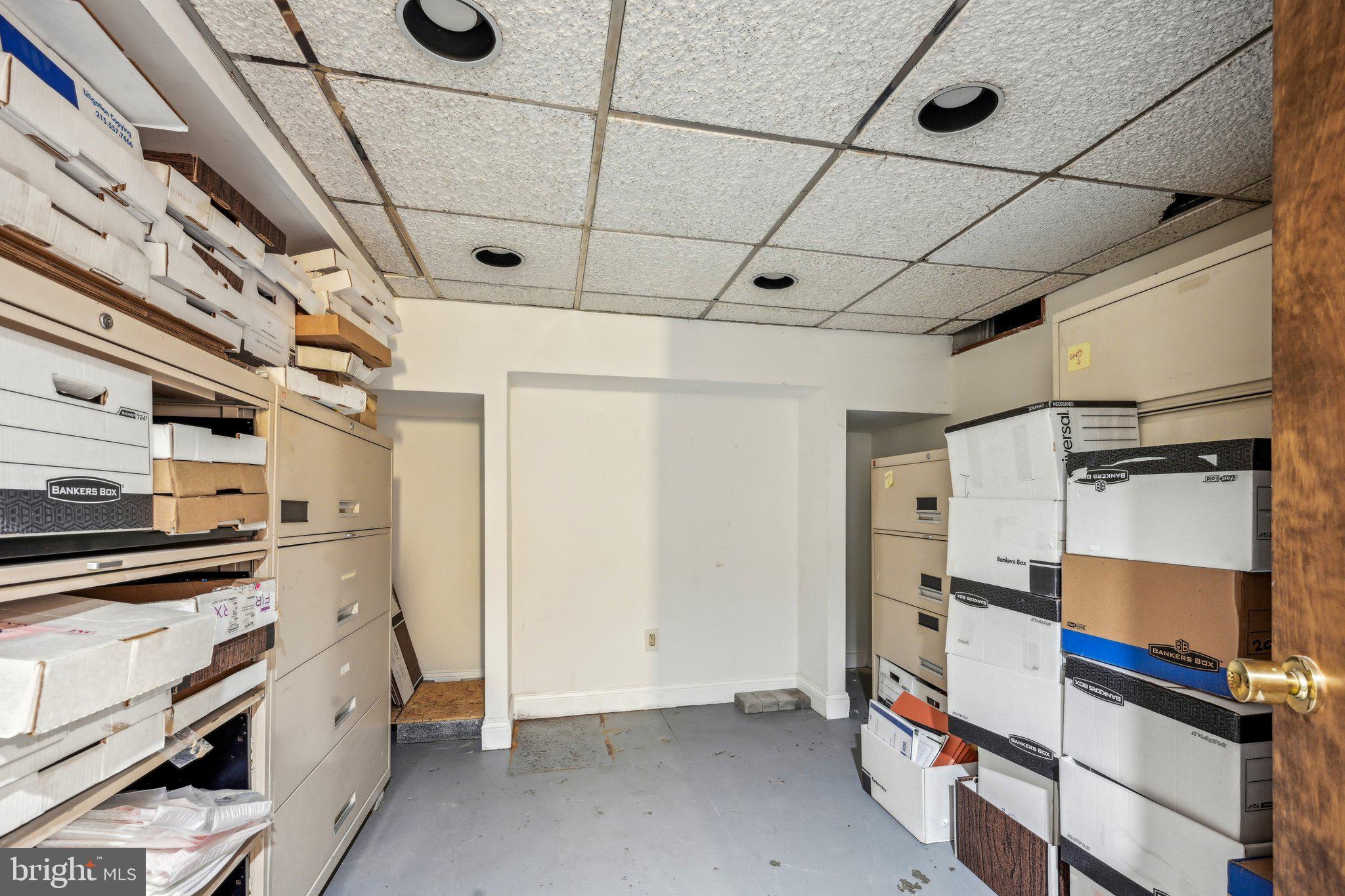 RITTENHOUSE SQUARE - Residential Income
