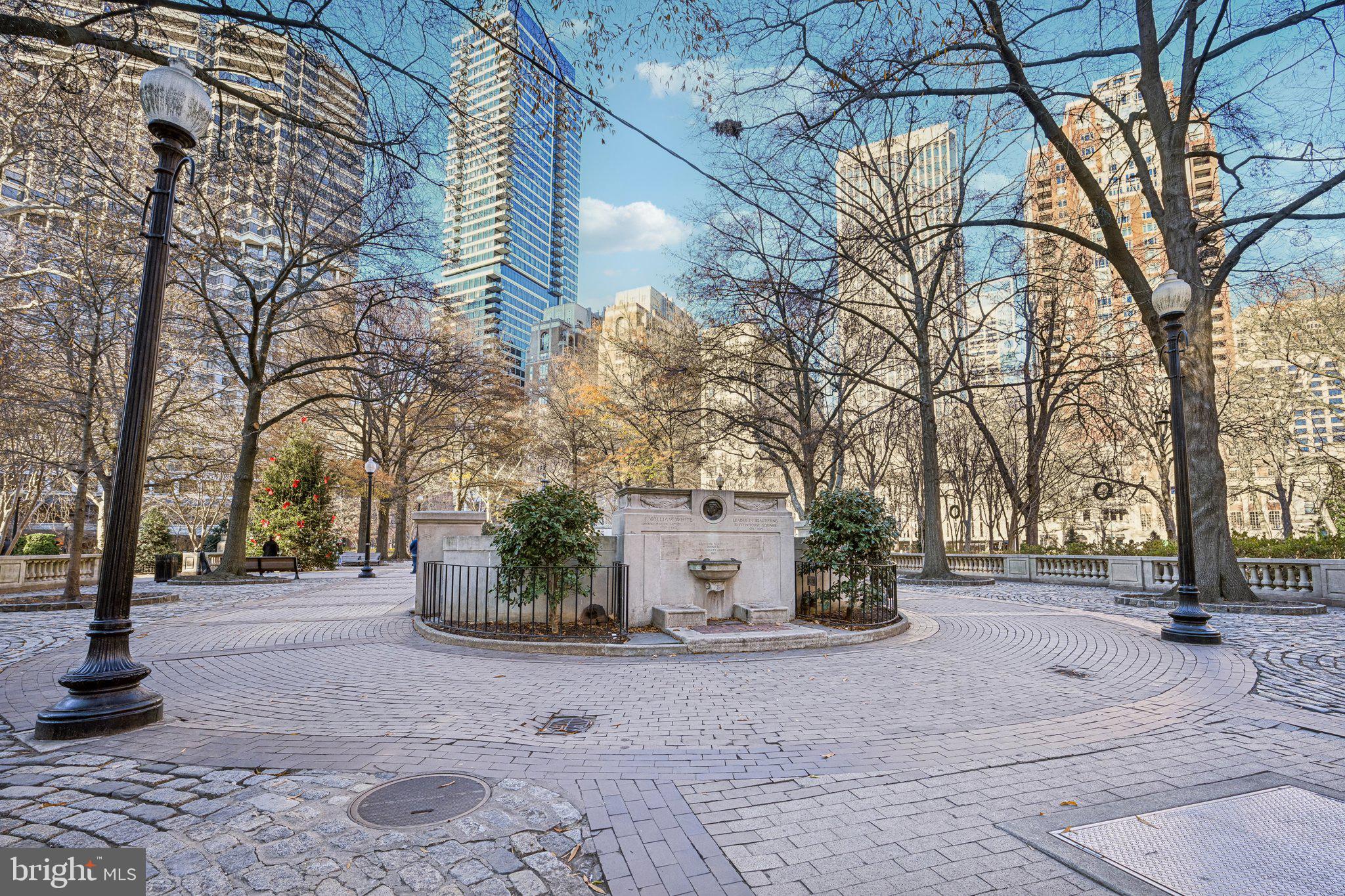 RITTENHOUSE SQUARE - Residential Income