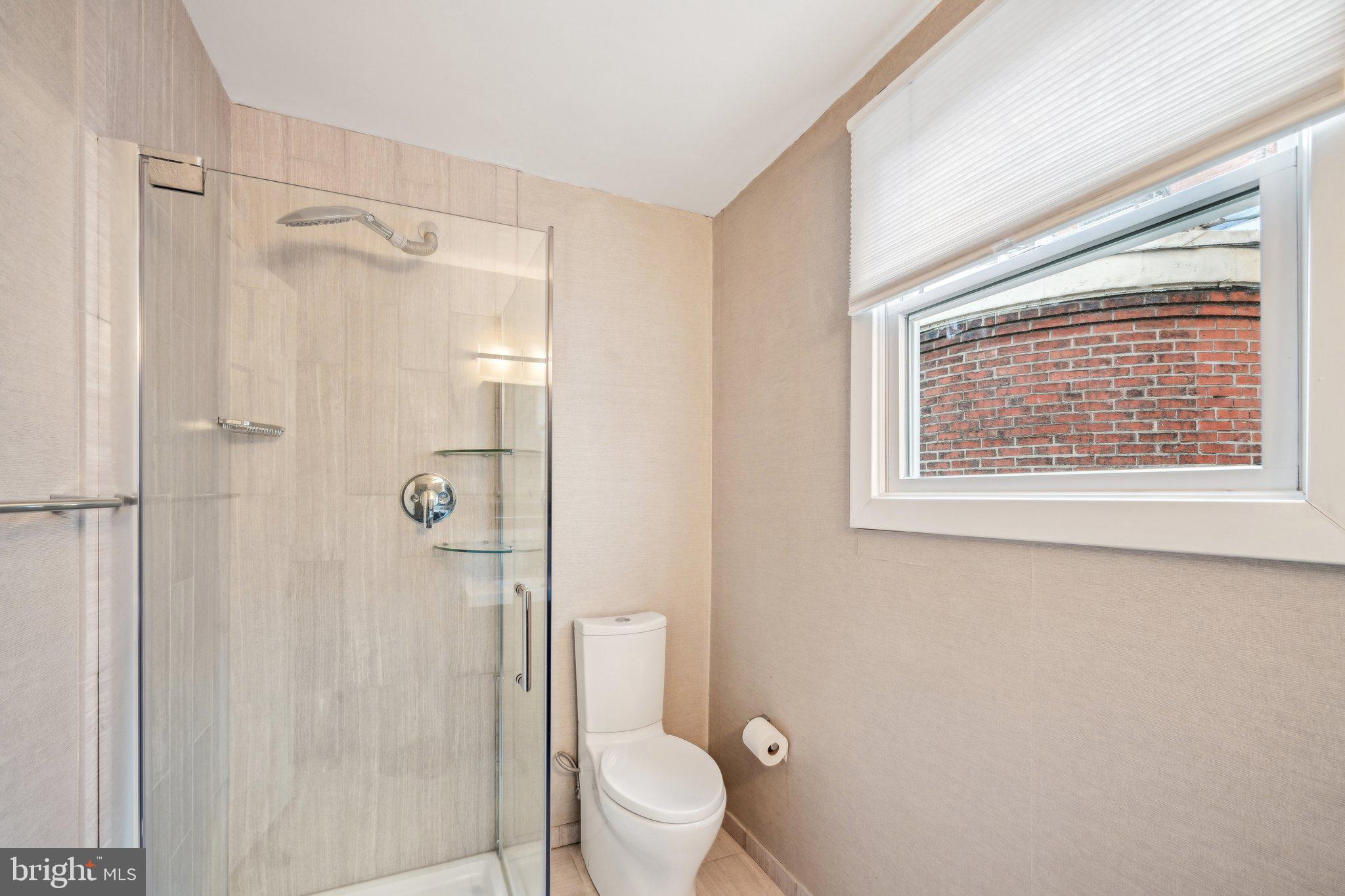 RITTENHOUSE SQUARE - Residential Income