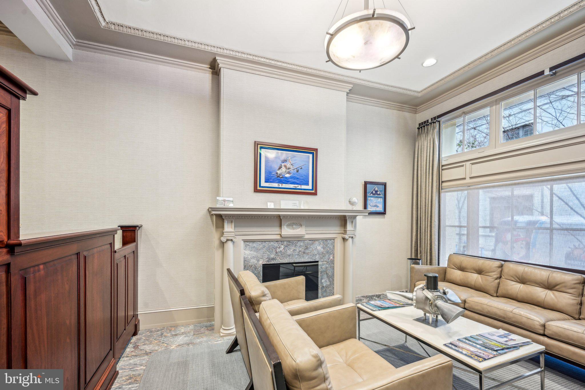 RITTENHOUSE SQUARE - Residential Income