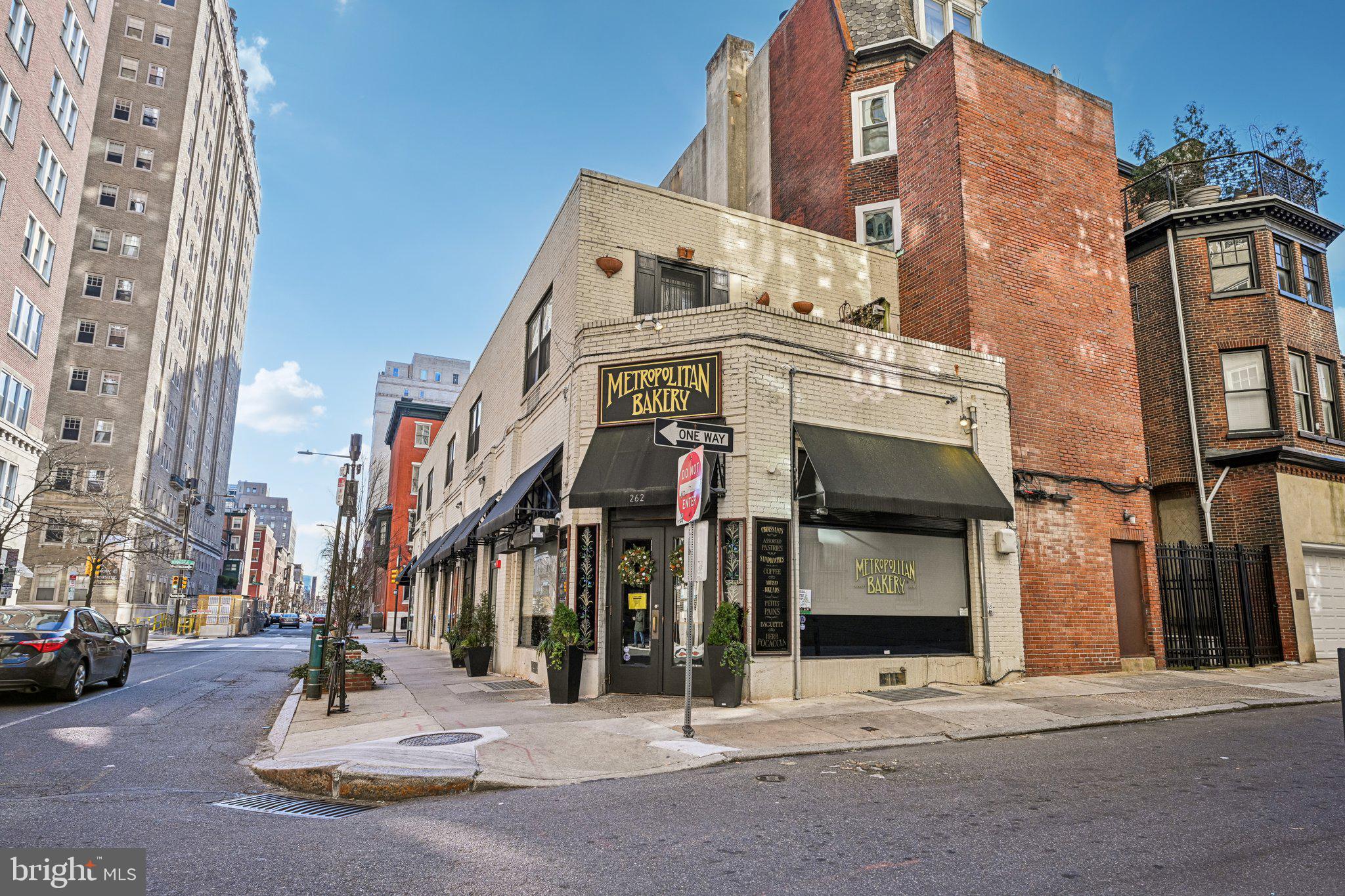 RITTENHOUSE SQUARE - Residential Income