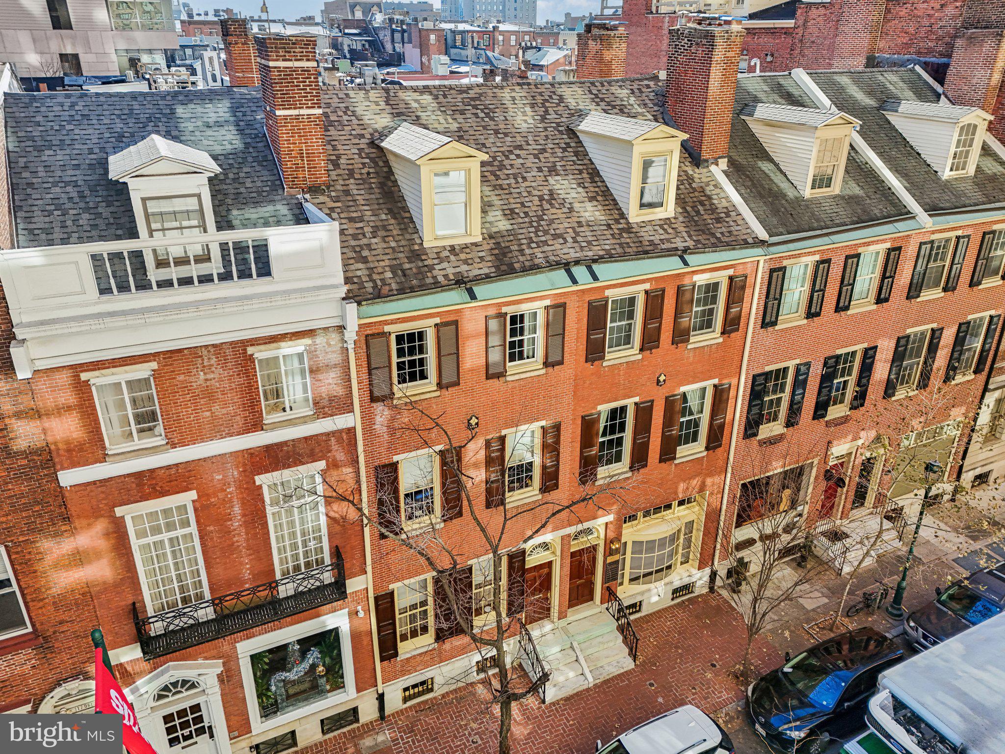 RITTENHOUSE SQUARE - Residential Income