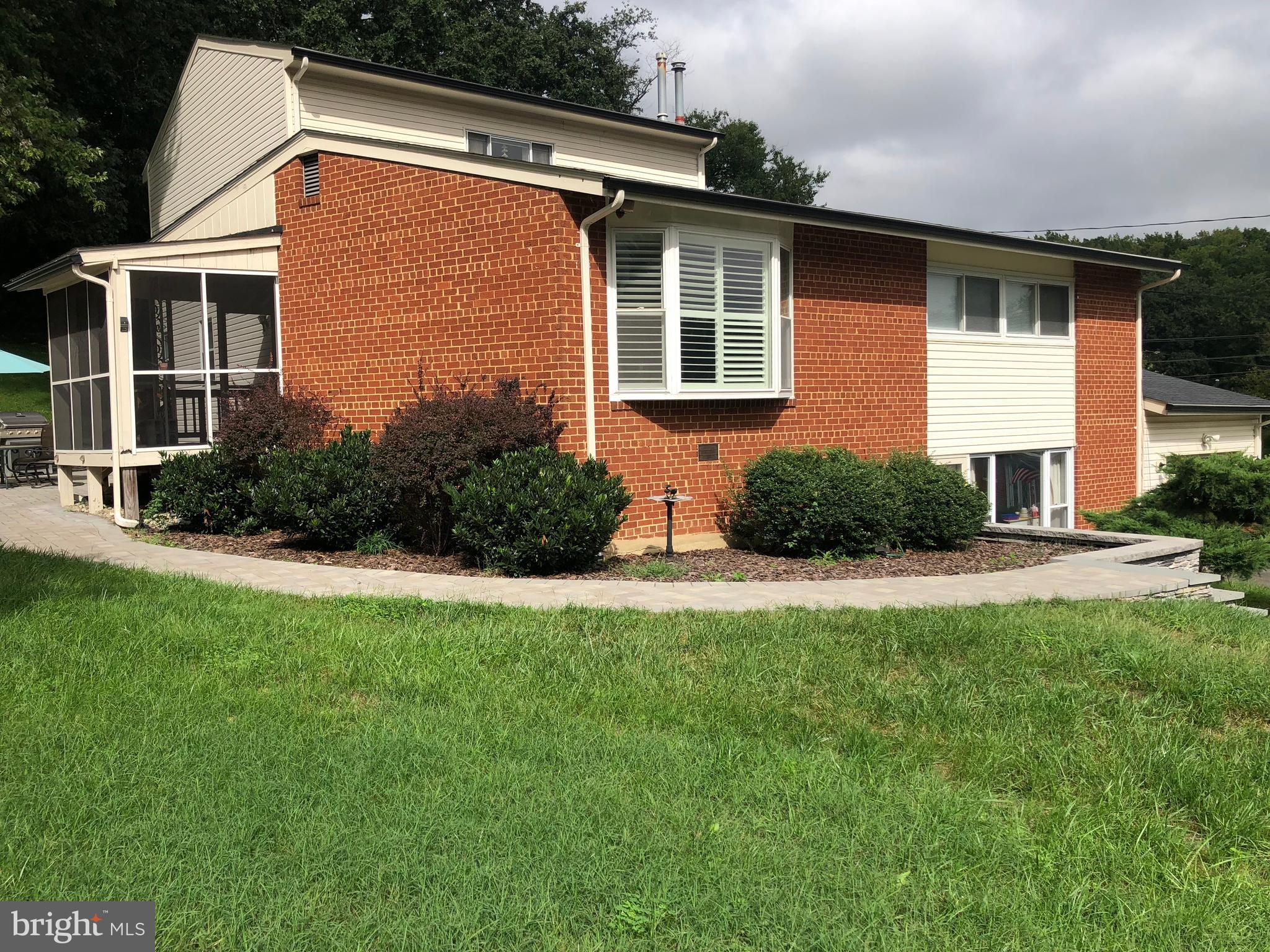 BREN MAR PARK - Residential Lease