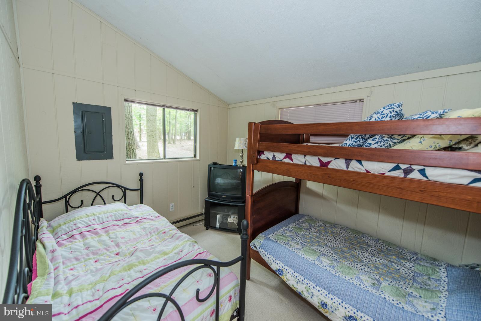 THE WOODS - Residential