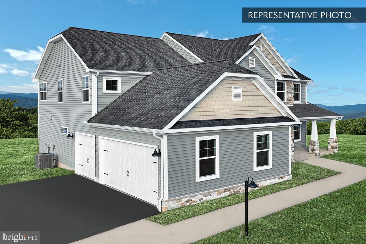 LINDEN PLAN AT OAK MEADOWS ESTATES