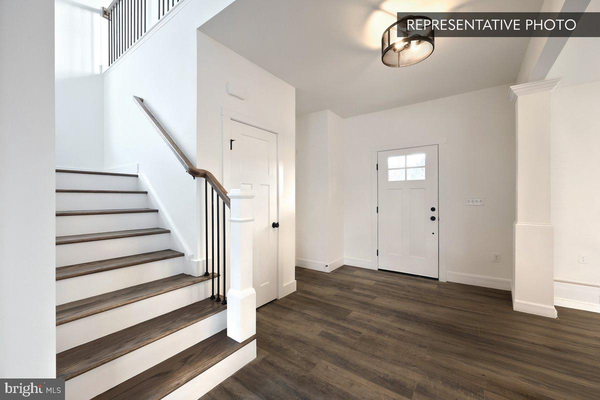 LINDEN PLAN AT OAK MEADOWS ESTATES