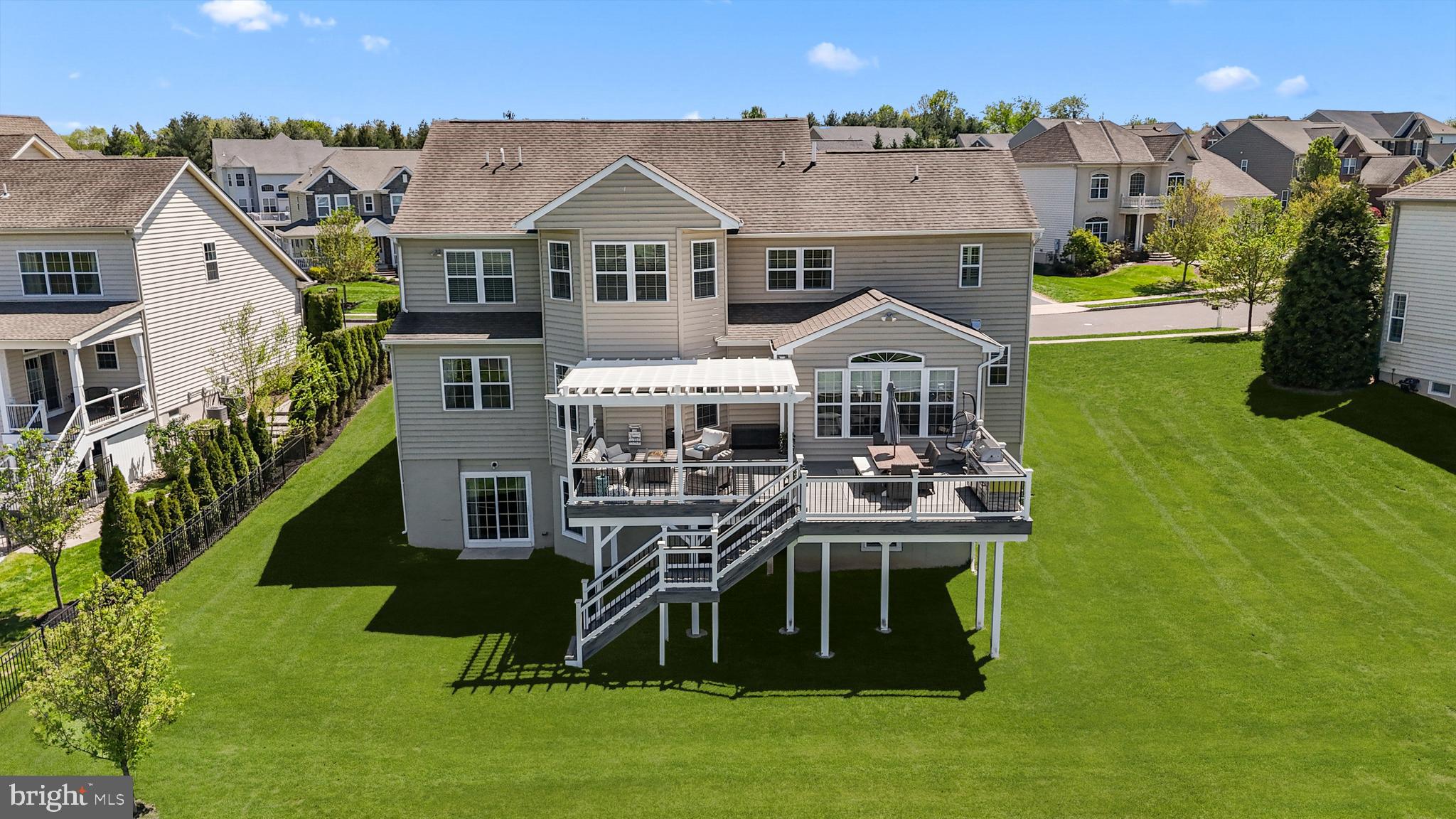 GOLF CLUB ESTATES - Residential