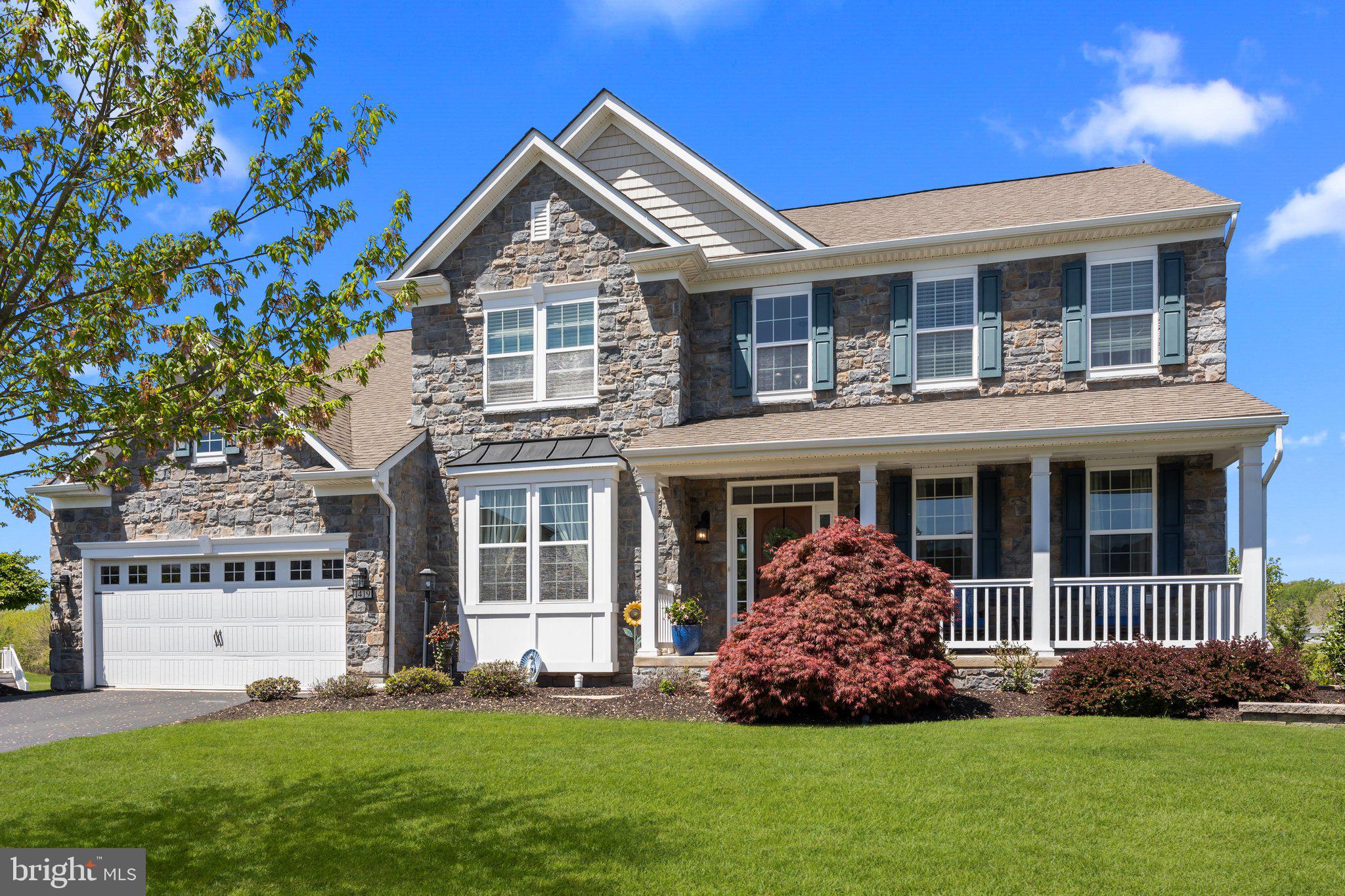 GOLF CLUB ESTATES - Residential