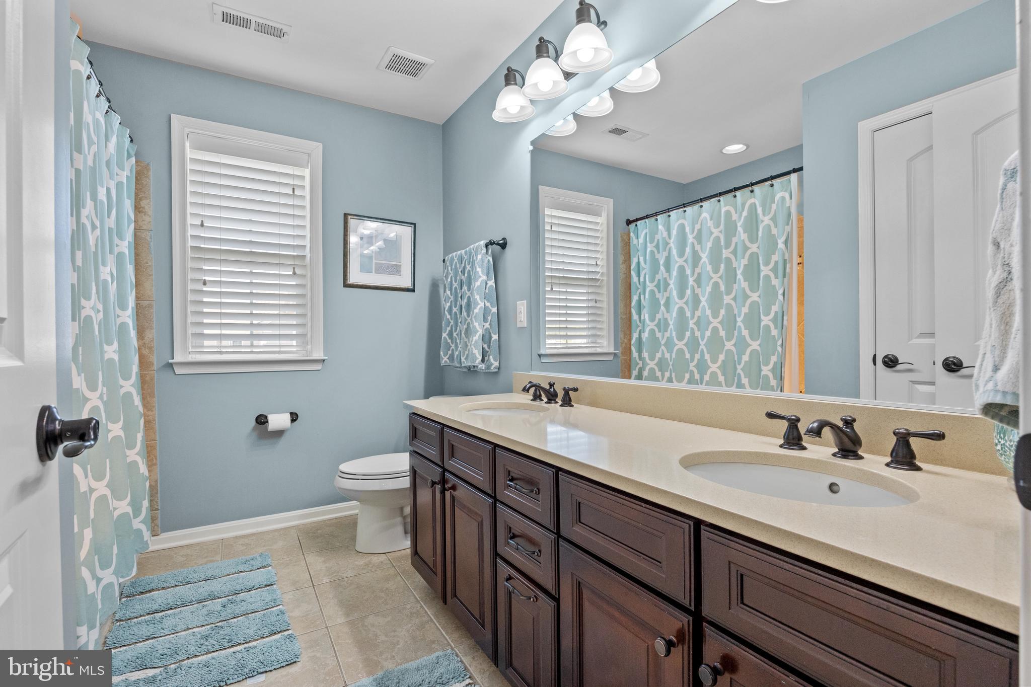 GOLF CLUB ESTATES - Residential