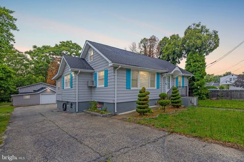 724 S WEST AVENUE VINELAND NJ 08360