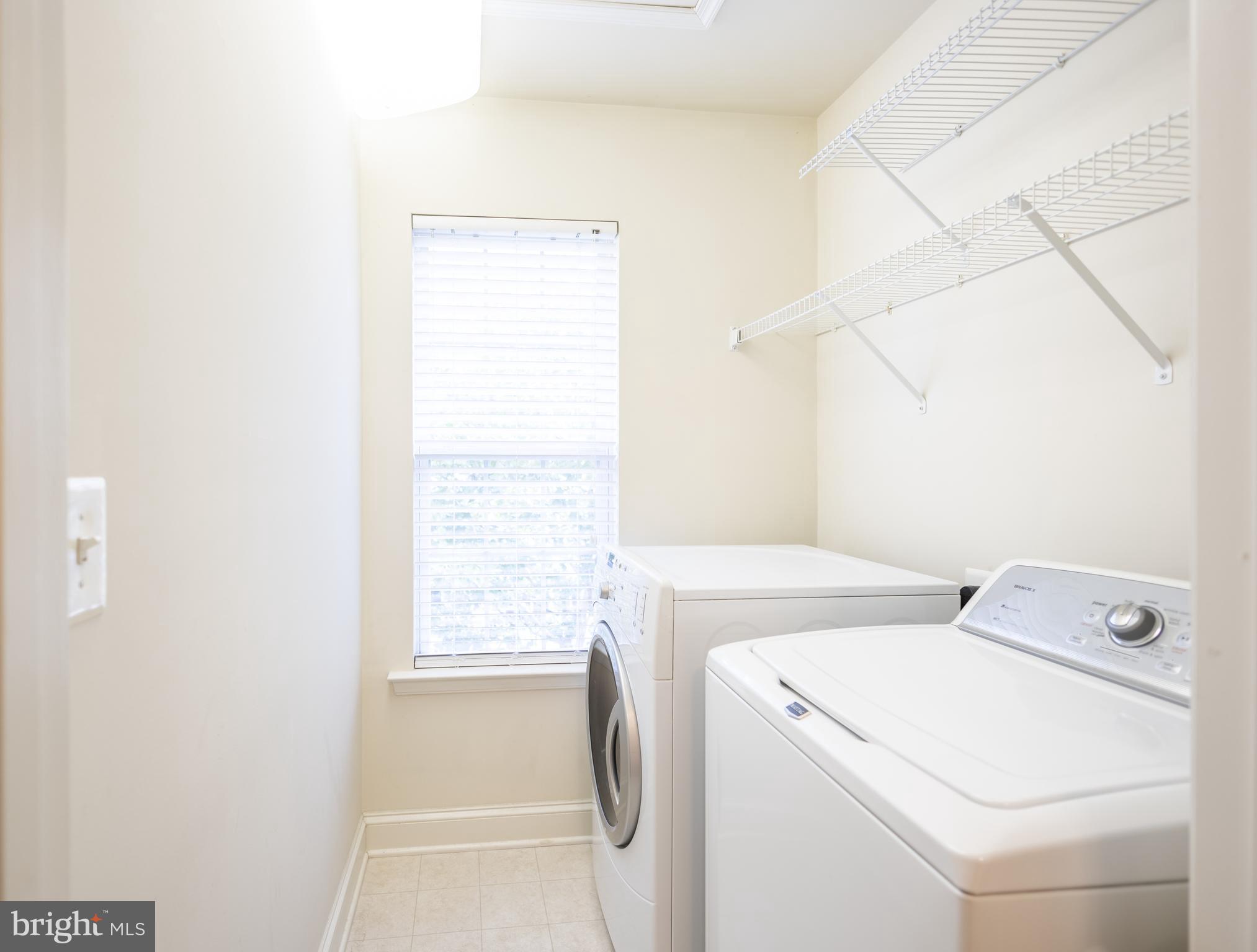 DERWOOD - Residential Lease