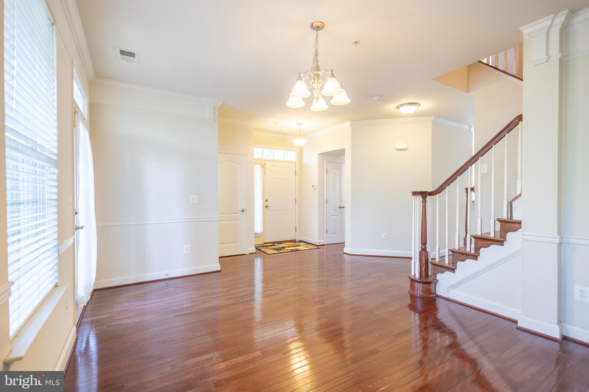 DERWOOD - Residential Lease