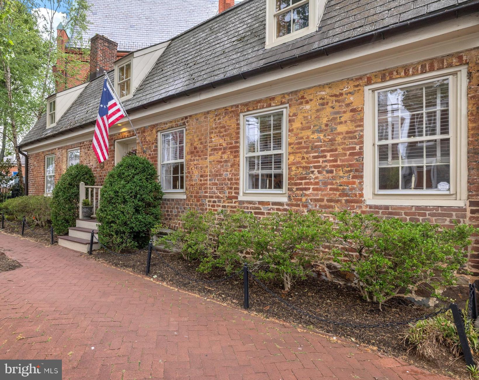 HISTORIC DISTRICT - Residential