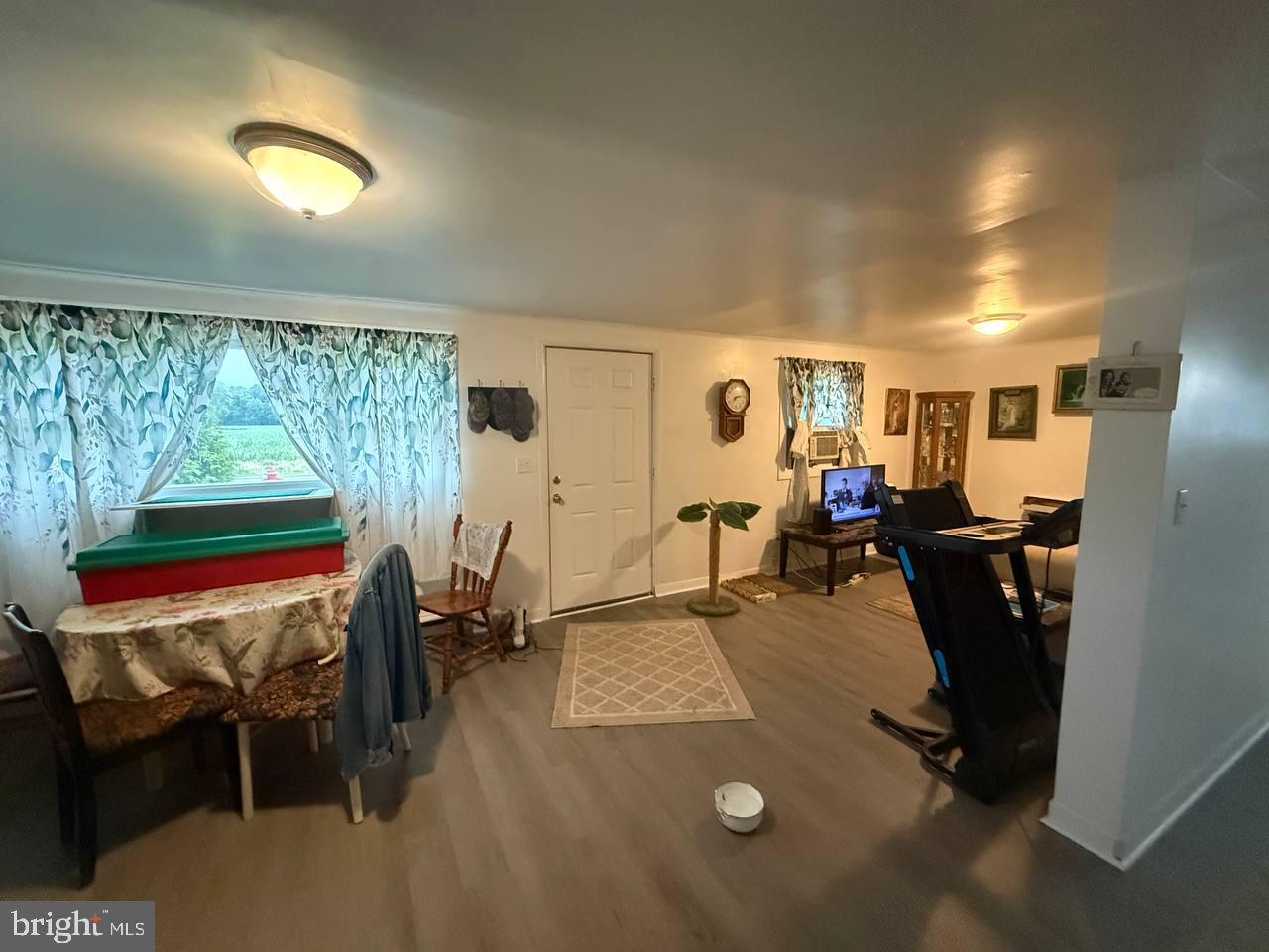 21899 LOVERS LANE