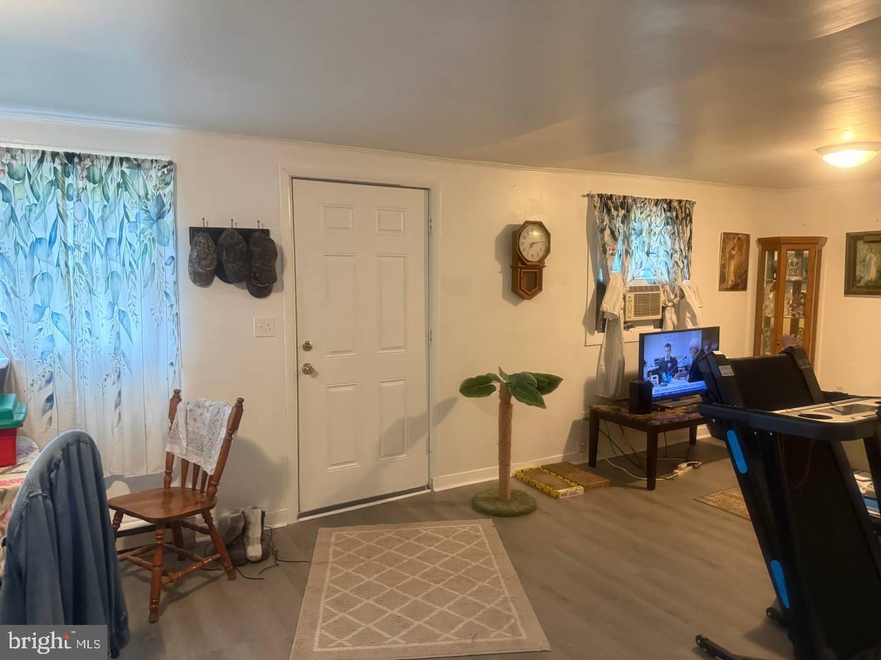 21899 LOVERS LANE