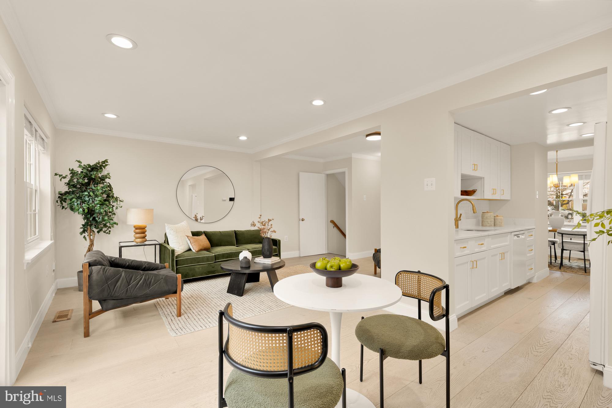 PINEWOOD GREENS - Residential